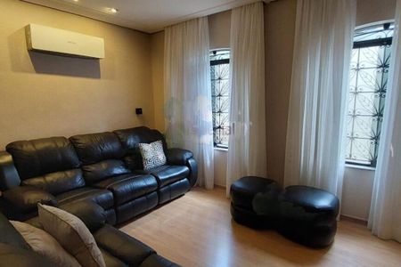 Casa à venda com 3 quartos, 369m² em Vila Santo Estevão, São Paulo