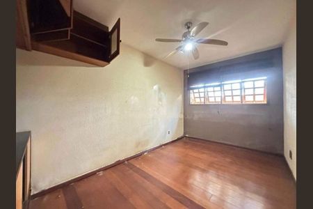 Casa à venda com 3 quartos, 231m² em Jardim do Sol, Campinas