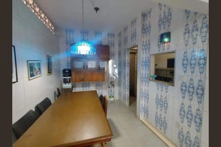 Casa à venda com 4 quartos, 260m² em Vila Jequitibas, Campinas