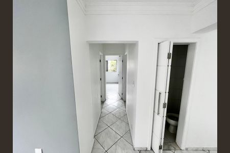 Corredor de apartamento para alugar com 2 quartos, 67m² em Vila Celeste, São Paulo