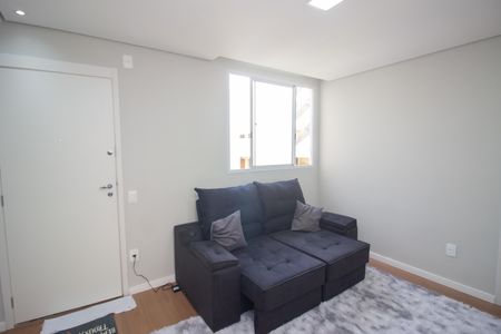 Sala de apartamento à venda com 2 quartos, 45m² em Tijuca, Contagem