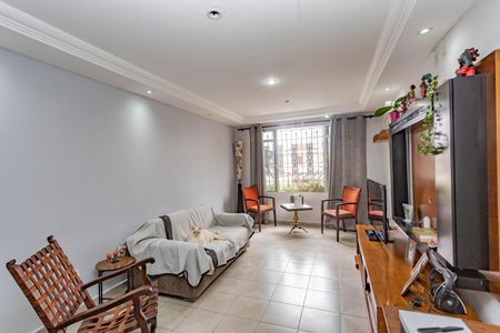 Sala de casa para alugar com 3 quartos, 190m² em Vila Água Funda, São Paulo