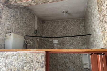 Banheiro de casa para alugar com 2 quartos, 500m² em Centro, Duque de Caxias