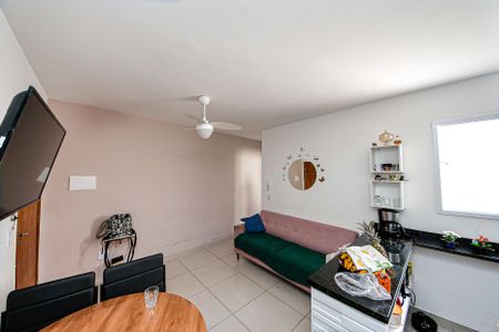 Apartamento à venda com 2 quartos, 48m² em Vila Paulo Silas, São Paulo