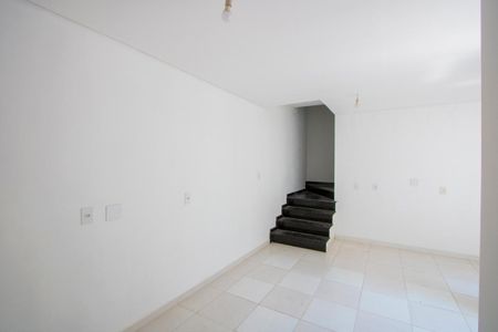 Sala de apartamento à venda com 2 quartos, 57m² em Vila Lutécia, Santo André