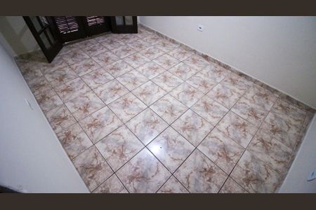 Casa para alugar com 2 quartos, 75m² em Jardim Elba, São Paulo