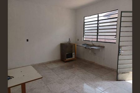 Casa à venda com 3 quartos, 206m² em Vila Maria, Campinas