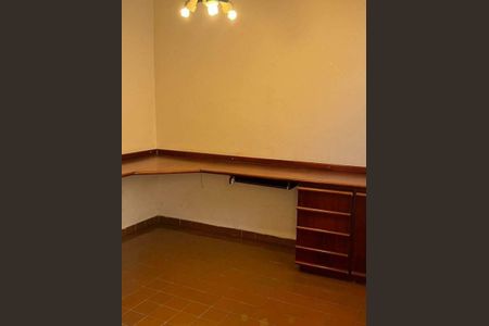 Casa à venda com 3 quartos, 194m² em Vila Lemos, Campinas