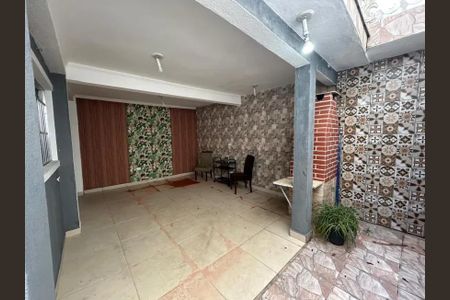 Casa à venda com 3 quartos, 137m² em Jardim Caner, São Paulo