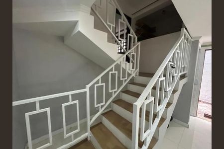 Casa à venda com 3 quartos, 137m² em Jardim Caner, São Paulo