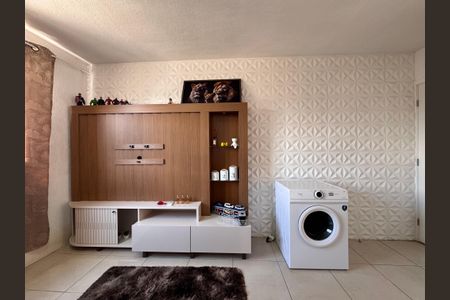 Sala de apartamento à venda com 2 quartos, 44m² em Santos Dumont, São Leopoldo