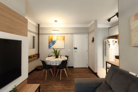 Sala de apartamento à venda com 2 quartos, 65m² em Parque Italia, Campinas