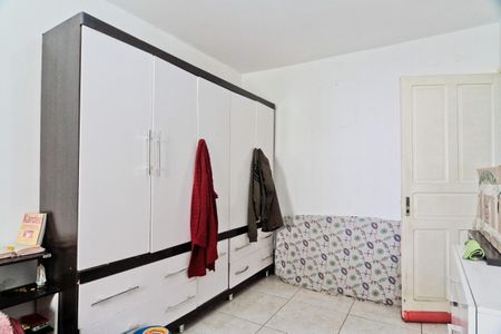 Casa à venda com 7 quartos, 100m² em Parque Peruche, São Paulo