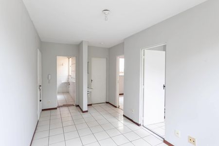 Sala de apartamento à venda com 2 quartos, 80m² em Santa Terezinha, Belo Horizonte