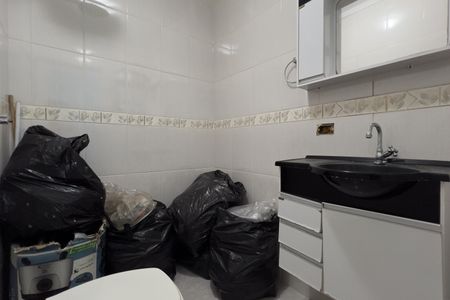 Banheiro 1 de casa à venda com 4 quartos, 154m² em Parque Santo Antonio, Guarulhos