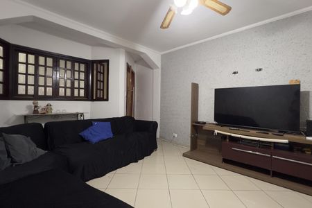 Sala de casa à venda com 4 quartos, 154m² em Parque Santo Antonio, Guarulhos