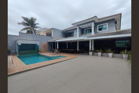 Área externa de casa de condomínio para alugar com 4 quartos, 320m² em Barra da Tijuca, Rio de Janeiro