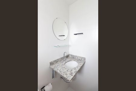 Banheiro de apartamento para alugar com 1 quarto, 28m² em Jardim São Paulo, São Paulo