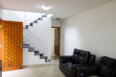 sala de casa à venda com 4 quartos, 162m² em Umuarama, Osasco