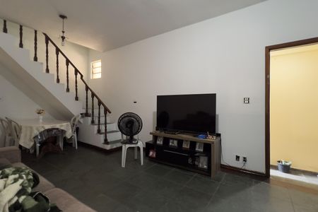 Sala de casa à venda com 2 quartos, 150m² em Jardim Pinhal, Guarulhos