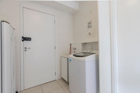 Sala/ Cozinha de apartamento à venda com 1 quarto, 27m² em Jardim Caravelas, São Paulo