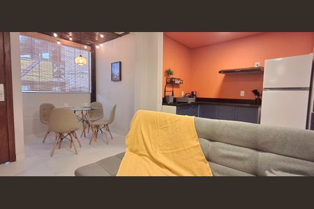 Sala de apartamento para alugar com 1 quarto, 40m² em Morro das Pedras, Florianópolis