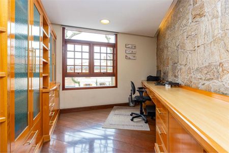 Casa à venda com 5 quartos, 425m² em Super Quadra Morumbi, São Paulo