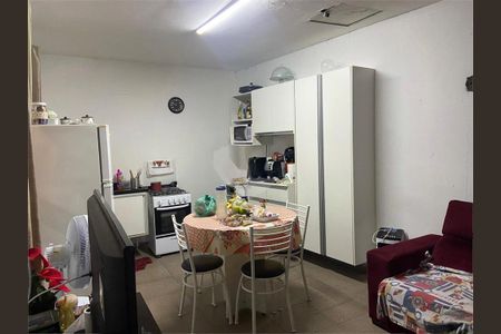 Casa à venda com 3 quartos, 272m² em Vila Santa Isabel, São Paulo