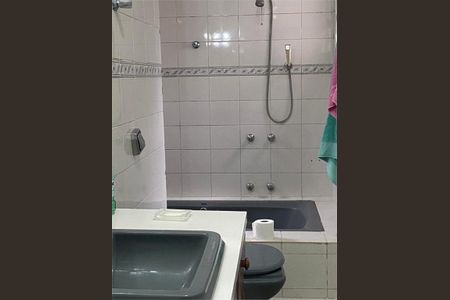 Casa à venda com 3 quartos, 272m² em Vila Santa Isabel, São Paulo