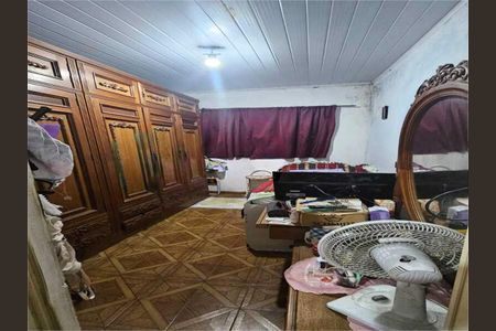 Casa à venda com 2 quartos, 300m² em Vila Dalila, São Paulo