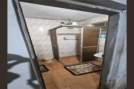 Casa à venda com 2 quartos, 300m² em Vila Dalila, São Paulo