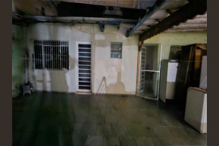 Casa à venda com 2 quartos, 300m² em Vila Dalila, São Paulo