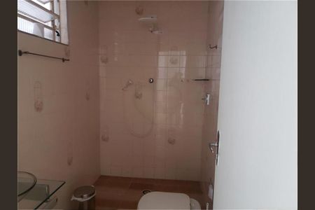 Casa à venda com 3 quartos, 205m² em Vila Santo Estefano, São Paulo