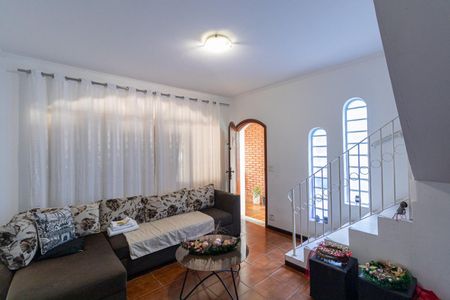 Sala de casa à venda com 3 quartos, 112m² em Vila Feliz, São Paulo