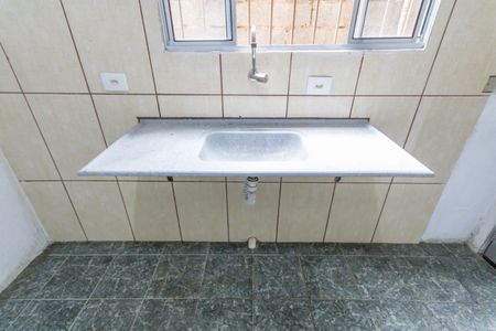 Cozinha de casa para alugar com 1 quarto, 40m² em Santa Maria, Osasco