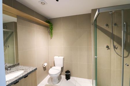 Banheiro de kitnet/studio à venda com 1 quarto, 29m² em Brooklin, São Paulo