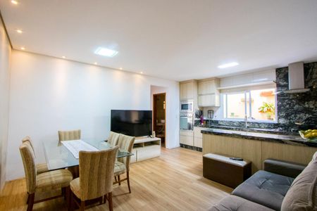 Sala de apartamento à venda com 2 quartos, 72m² em Jardim Stella, Santo André