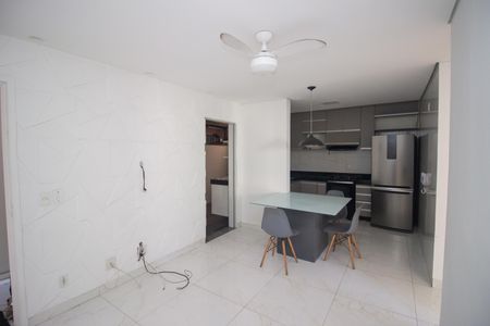 Sala de apartamento à venda com 2 quartos, 63m² em Kennedy, Contagem