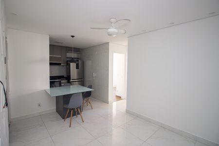Sala de apartamento à venda com 2 quartos, 63m² em Kennedy, Contagem