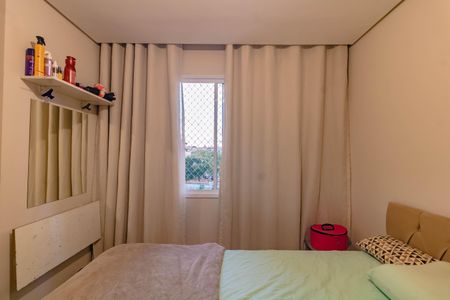 Apartamento à venda com 2 quartos, 32m² em Jardim Itacolomi, São Paulo