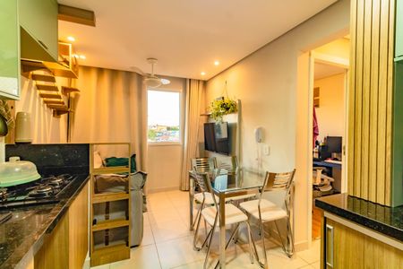 Apartamento à venda com 2 quartos, 32m² em Jardim Itacolomi, São Paulo