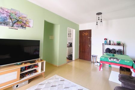 Sala de apartamento para alugar com 2 quartos, 58m² em Jardim Helena, Taboão da Serra