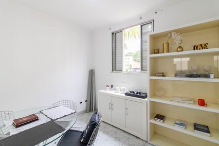 Quarto 2 de apartamento para alugar com 2 quartos, 55m² em Jardim Tranquilidade, Guarulhos