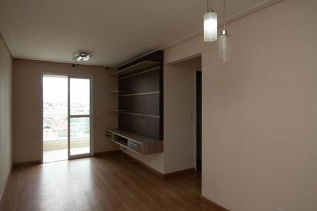 Sala de apartamento à venda com 2 quartos, 60m² em Vila Silveira, Guarulhos