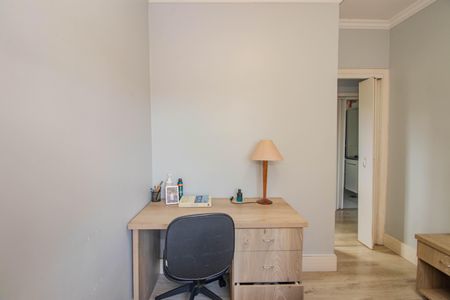 Quarto 1 de casa de condomínio à venda com 3 quartos, 128m² em Jardim Itu, Porto Alegre