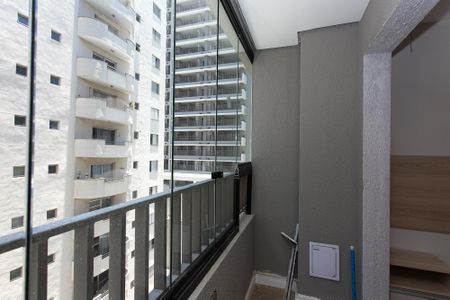 Varanda de kitnet/studio para alugar com 1 quarto, 24m² em Tatuapé, São Paulo