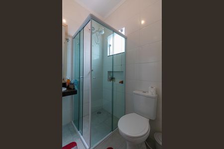 Banheiro Suíte 1 de casa à venda com 2 quartos, 80m² em Jardim Fernandes, São Paulo