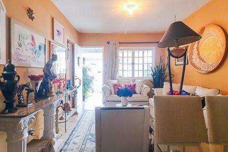 Sala de casa à venda com 2 quartos, 125m² em Jardim Pazini, São Paulo