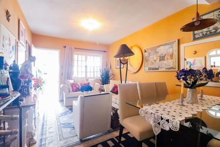 Sala de casa à venda com 2 quartos, 125m² em Jardim Pazini, São Paulo