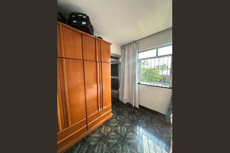Quarto de casa para alugar com 3 quartos, 100m² em Centro, Mesquita